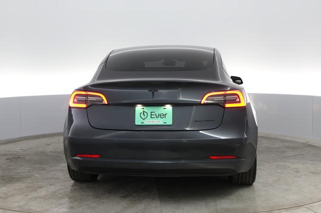2022 Tesla Model 3 — photo 8 of 55