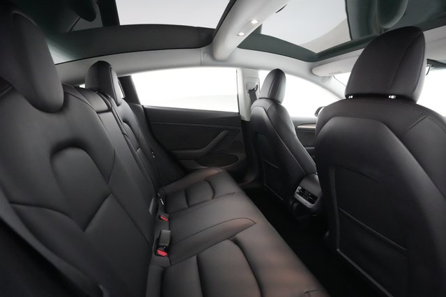 2022 Tesla Model 3 — photo 3 of 55