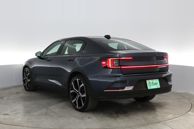 2022 Polestar 2 — photo 9 of 34