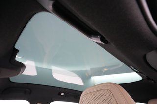 2022 Polestar 2 — photo 18 of 34