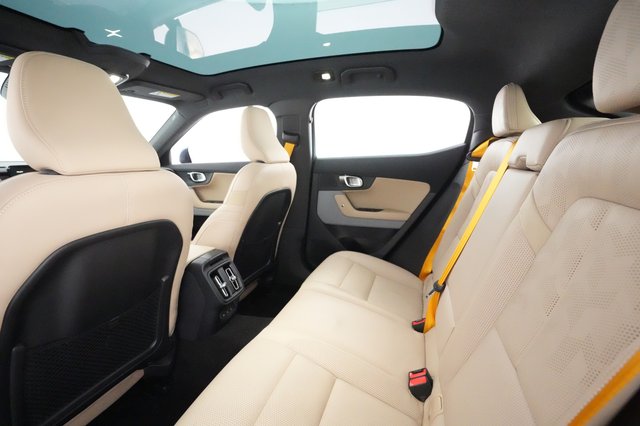 2022 Polestar 2 — photo 16 of 34