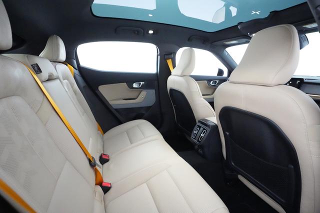 2022 Polestar 2 — photo 3 of 34