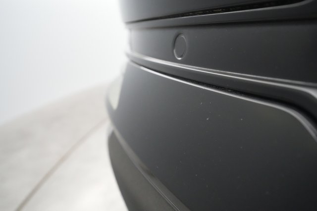 2022 Polestar 2 — photo 31 of 34