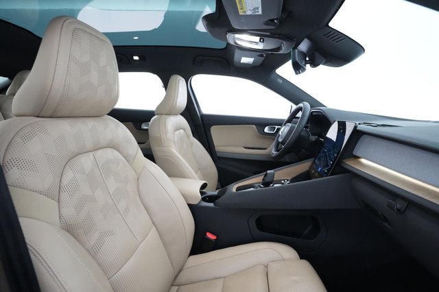 2021 Polestar 2 — photo 17 of 40