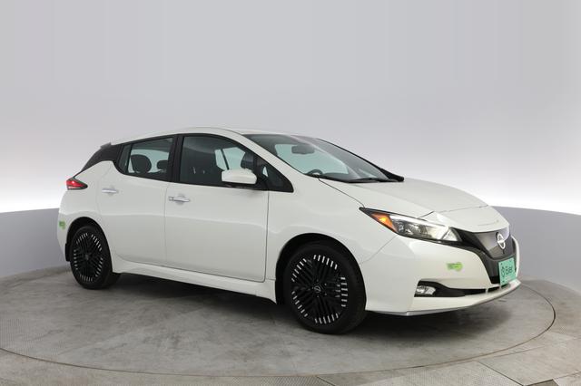 2024 Nissan LEAF — photo 7 of 22
