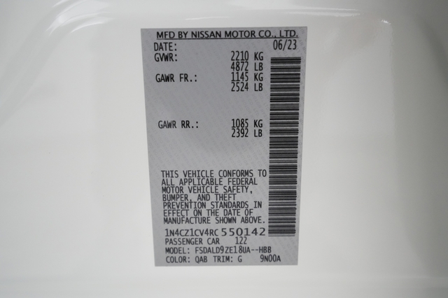 2024 Nissan LEAF