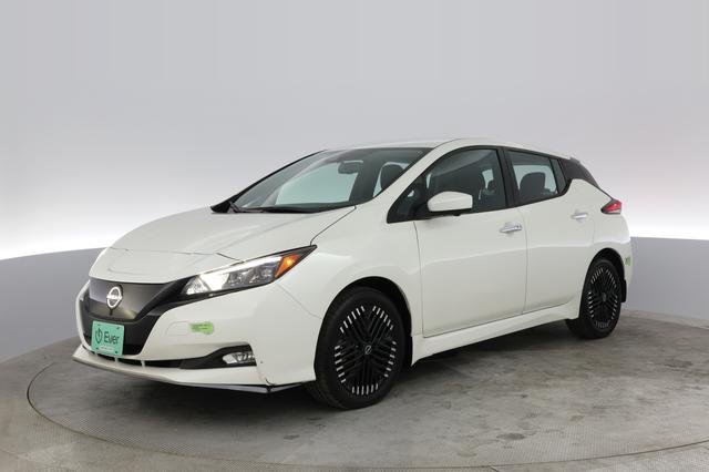 2024 Nissan LEAF — VIN 1N4CZ1CV4RC550142