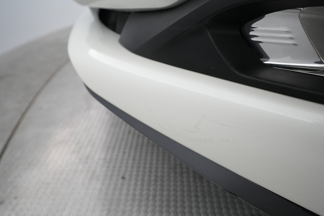 2024 Nissan LEAF