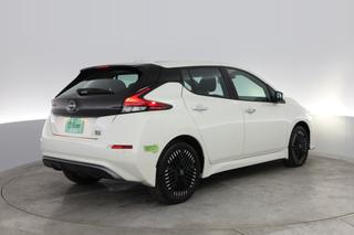 2024 Nissan LEAF — photo 2 of 22