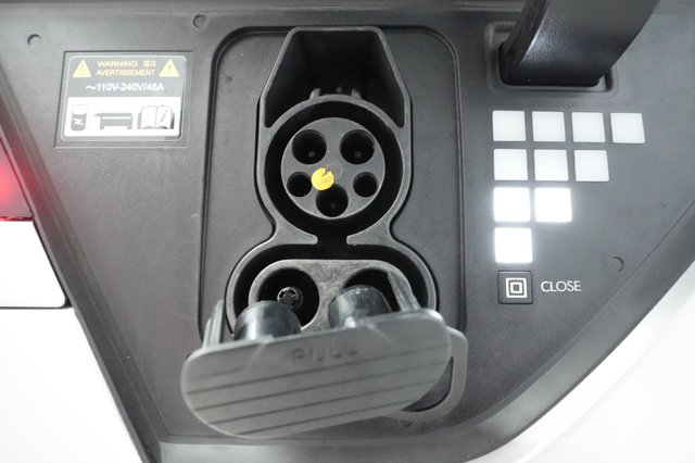 2023 Hyundai IONIQ 5 — photo 18 of 31