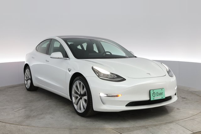2019 Tesla Model 3 — photo 6 of 28