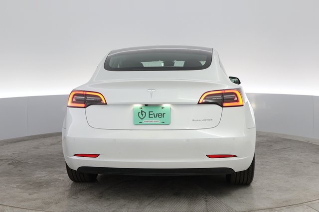 2019 Tesla Model 3 — photo 8 of 28