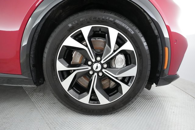 2023 Ford Mustang Mach-E — photo 13 of 38