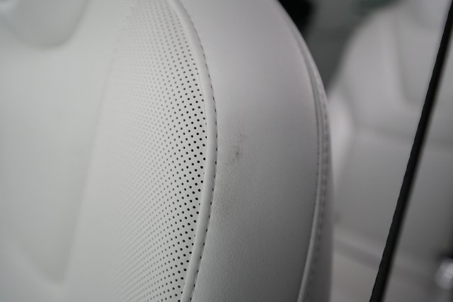2022 Tesla Model X — photo 26 of 28