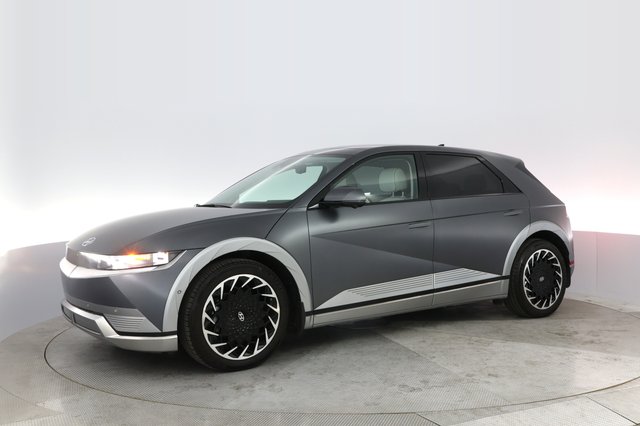 2024 Hyundai IONIQ 5 — photo 15 of 26