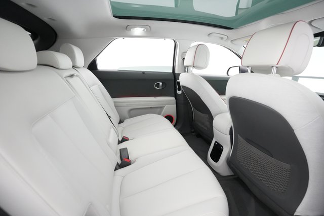 2024 Hyundai IONIQ 5 — photo 4 of 26