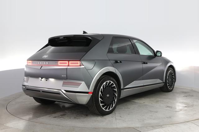 2024 Hyundai IONIQ 5 — photo 2 of 26