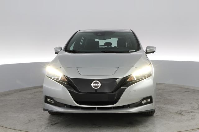 2023 Nissan LEAF