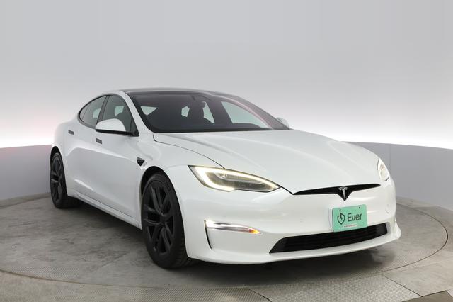 2022 Tesla Model S — photo 6 of 23