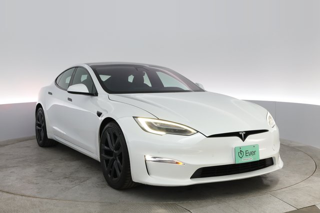 2022 Tesla Model S — photo 6 of 23