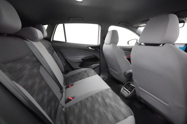 2022 Volkswagen ID.4 — photo 3 of 24