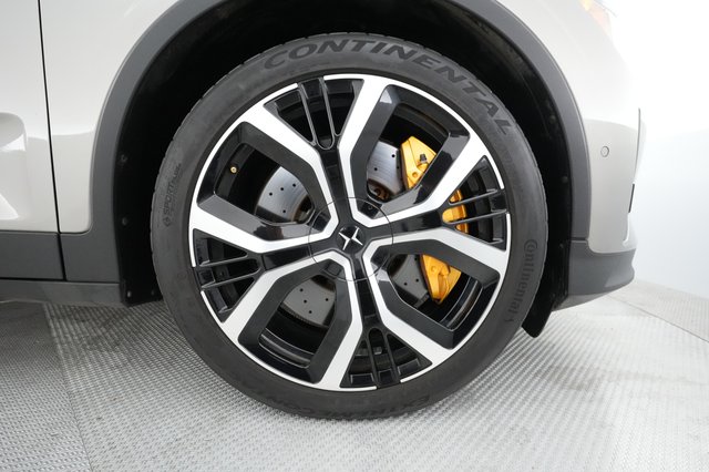2022 Polestar 2 — photo 13 of 27