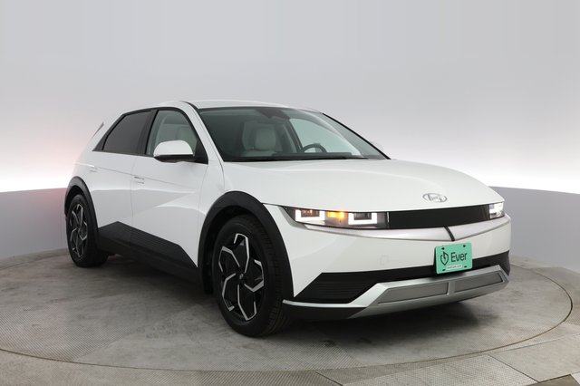 2022 Hyundai IONIQ 5 — photo 6 of 34
