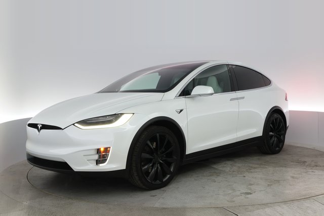 2020 Tesla Model X — VIN 5YJXCAE21LF200767