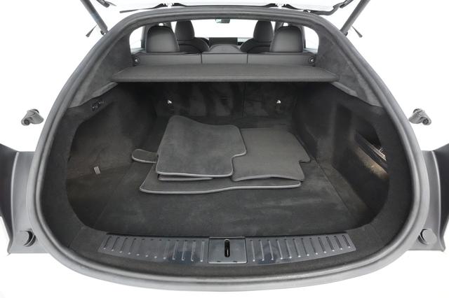2023 Tesla Model S — photo 6 of 21