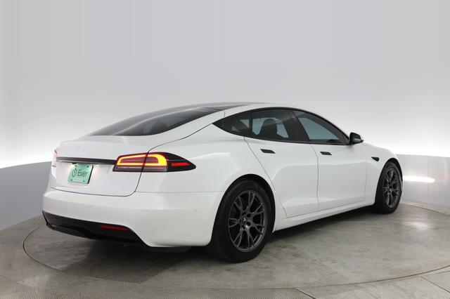2023 Tesla Model S — photo 3 of 21