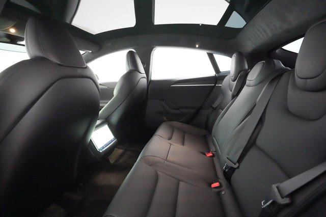 2023 Tesla Model S — photo 19 of 21