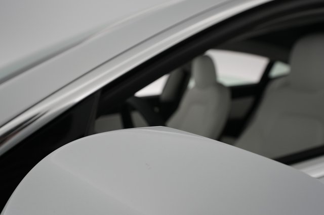 2020 Tesla Model 3 — photo 34 of 41