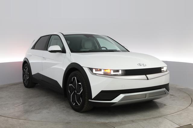 2022 Hyundai IONIQ 5 — photo 8 of 36