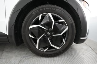 2022 Hyundai IONIQ 5 — photo 16 of 36
