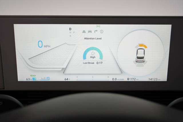 2022 Hyundai IONIQ 5 — photo 5 of 36