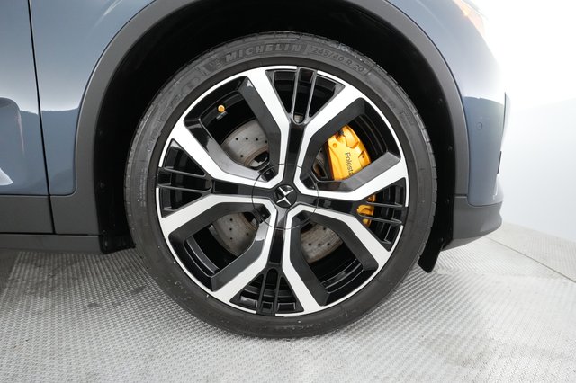 2022 Polestar 2 — photo 13 of 28