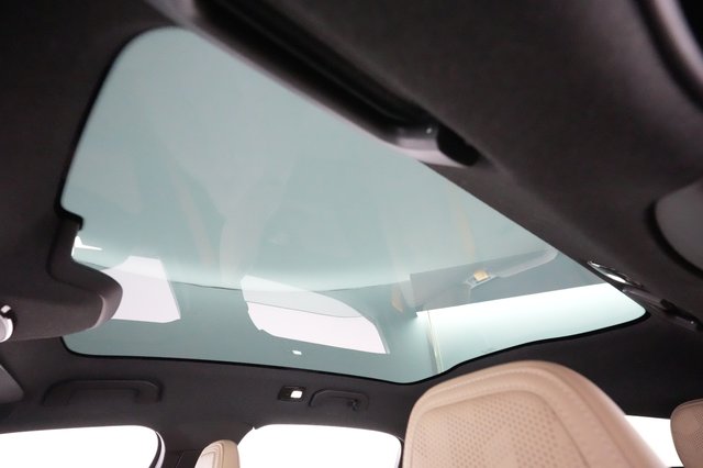 2022 Polestar 2 — photo 18 of 28