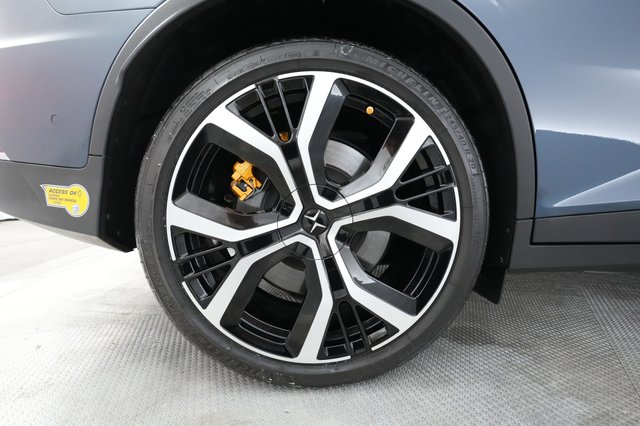 2022 Polestar 2 — photo 14 of 28