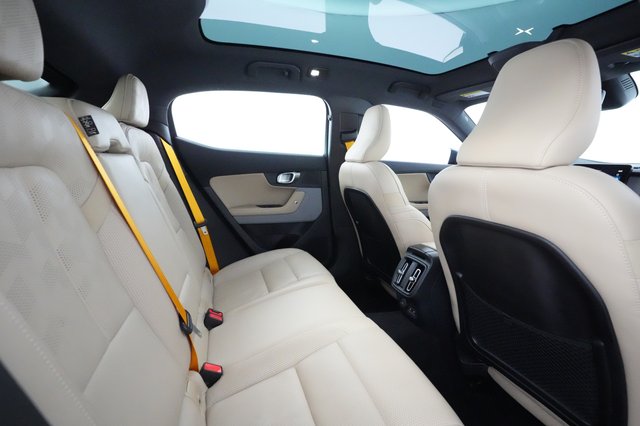 2022 Polestar 2 — photo 3 of 28