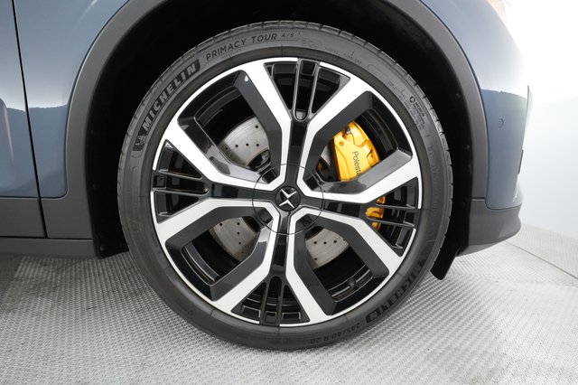 2022 Polestar 2 — photo 13 of 27