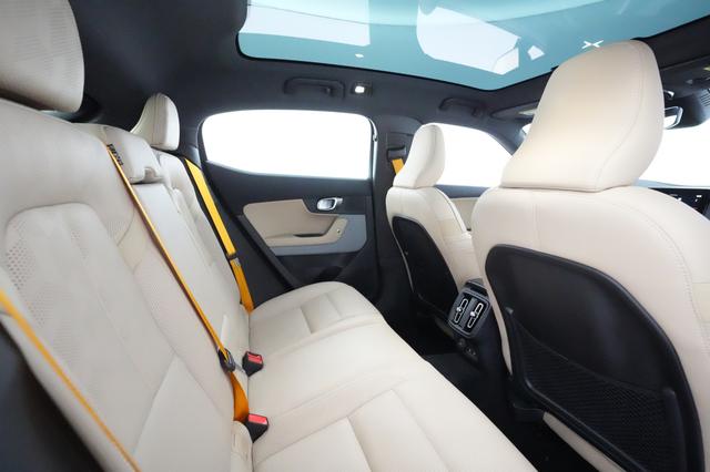 2022 Polestar 2 — photo 3 of 27