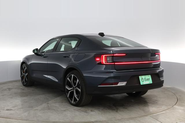 2022 Polestar 2 — photo 9 of 27