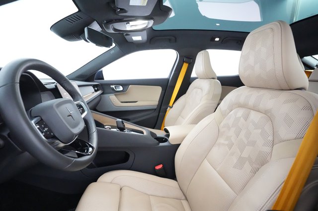 2022 Polestar 2 — photo 15 of 27