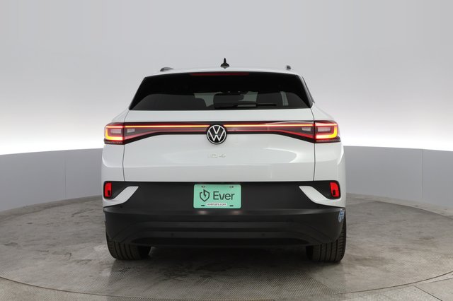 2021 Volkswagen ID.4 — photo 8 of 29