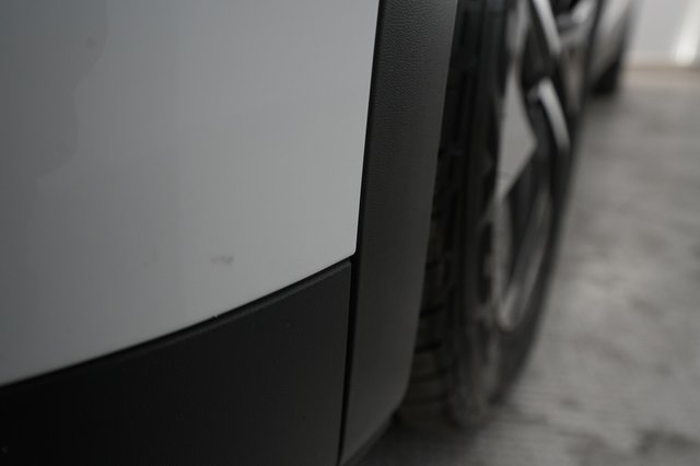 2021 Volkswagen ID.4 — photo 23 of 29
