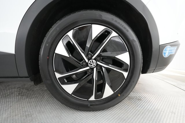 2021 Volkswagen ID.4 — photo 12 of 29