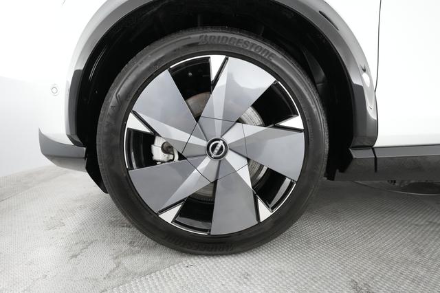 2023 Nissan Ariya — photo 7 of 22