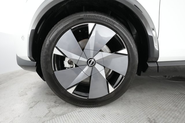 2023 Nissan Ariya — photo 7 of 22