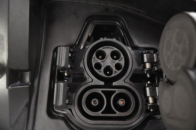 2023 Nissan Ariya — photo 8 of 22