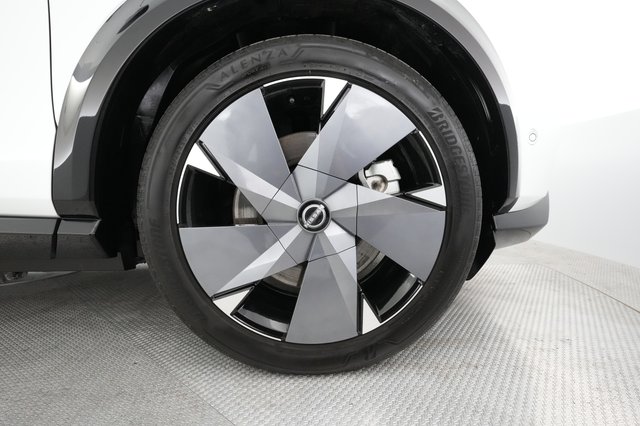 2023 Nissan Ariya — photo 16 of 22